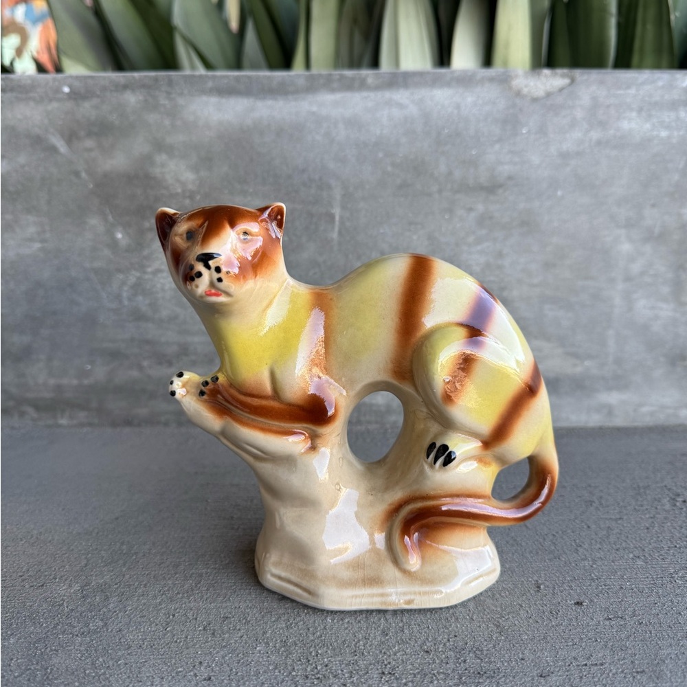 Vintage Ceramic Crouching Mountain Lion Figurine